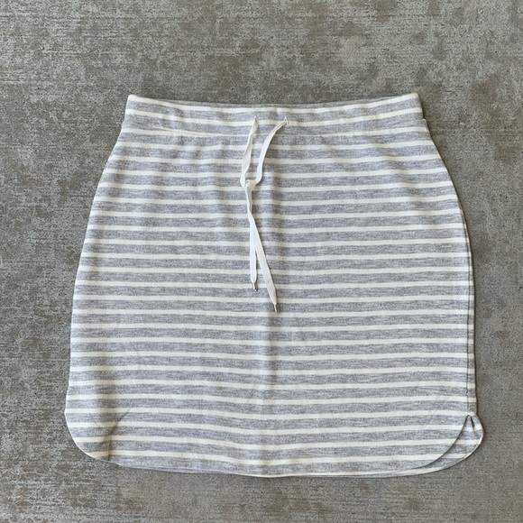 Akini Striped Cream and Gray Sweatshirt Skirt - Picture 1 of 9